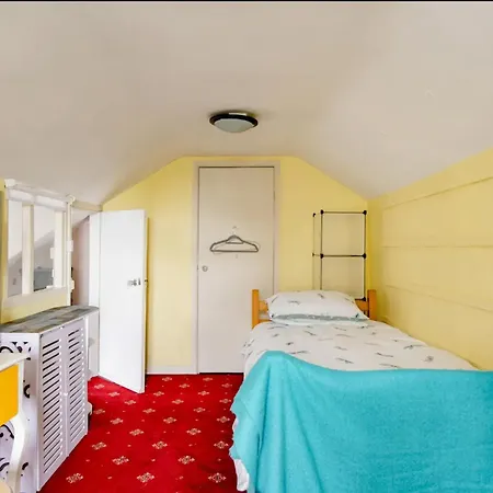 Billericay Georgian House Sleeps 6 - Pet Friendly Exterior photo