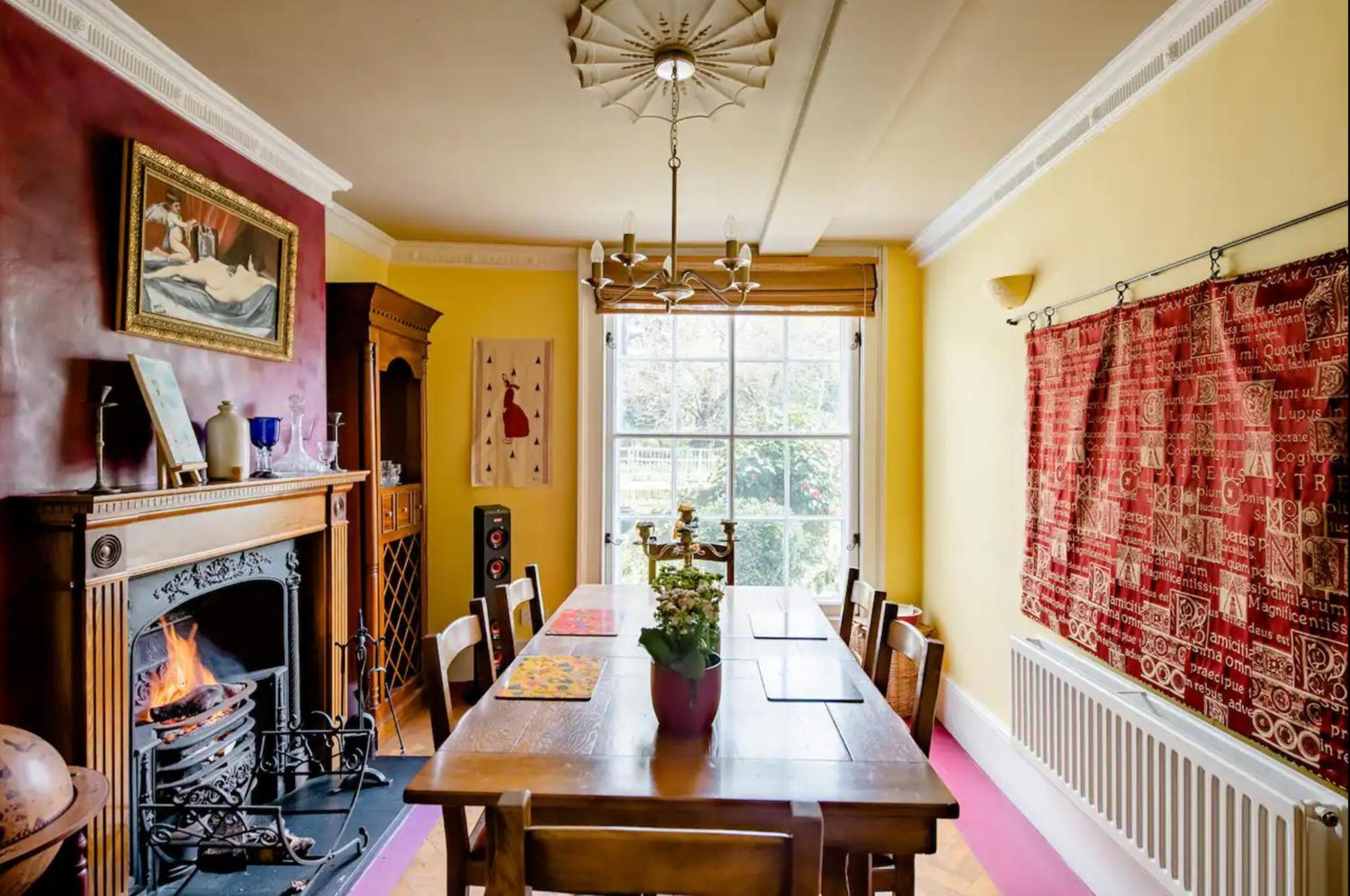 Billericay Georgian House Sleeps 6 - Pet Friendly Billericay